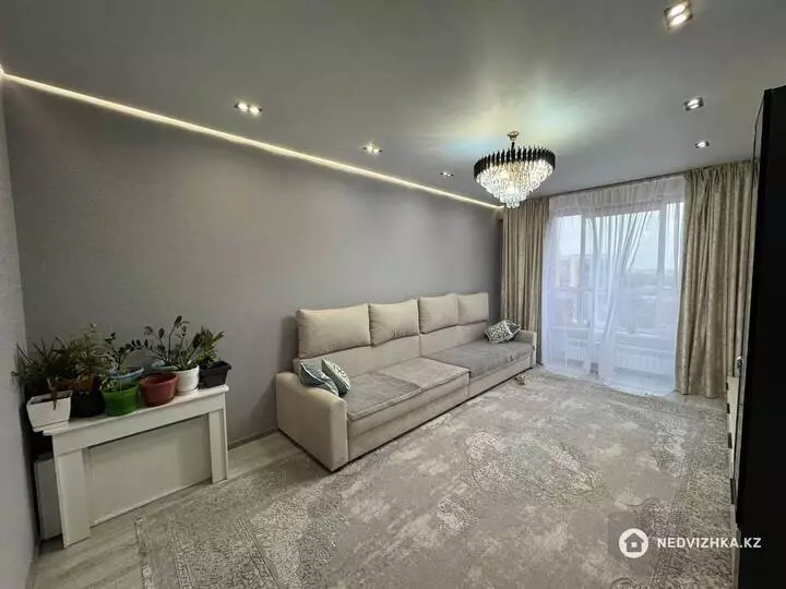 3-комнатная квартира, этаж 12 из 12, 100 м², фотография 5