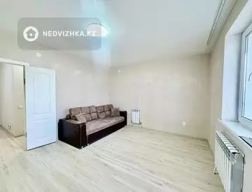 1-комнатная квартира, этаж 2 из 16, 45 м², миниатюра 1