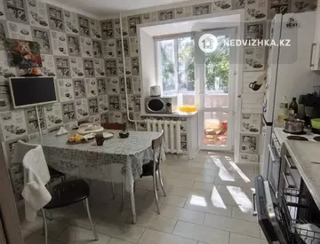 4-комнатная квартира, этаж 1 из 6, 80 м², миниатюра 4
