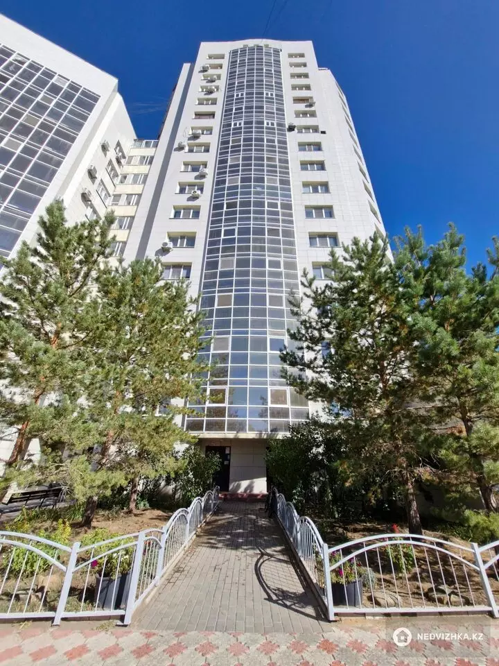 3-комнатная квартира, этаж 16 из 16, 96 м²