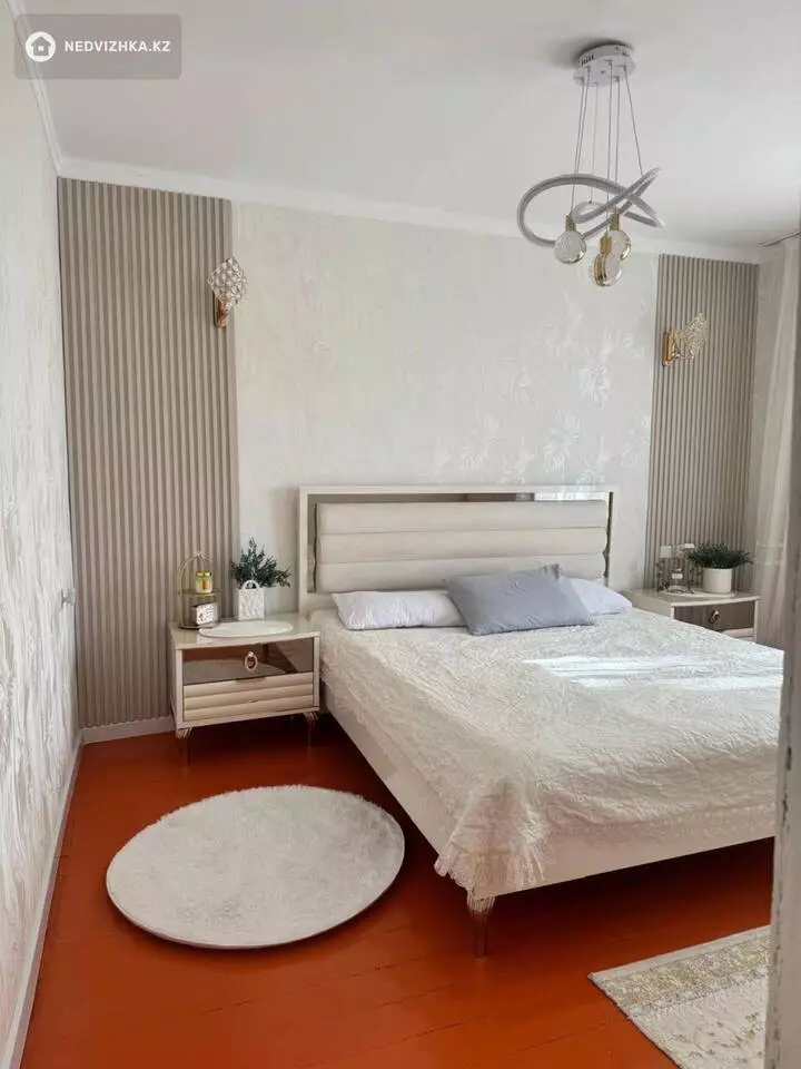 3-комнатная квартира, этаж 2 из 5, 70 м², фотография 3