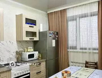 3-комнатная квартира, этаж 2 из 3, 64 м², миниатюра 5