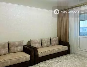 3-комнатная квартира, этаж 2 из 3, 64 м², миниатюра 1