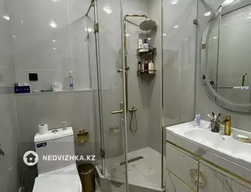 2-комнатная квартира, этаж 5 из 9, 45 м², миниатюра 3