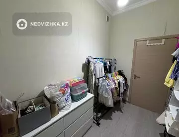 2-комнатная квартира, этаж 12 из 20, 72 м², миниатюра 9