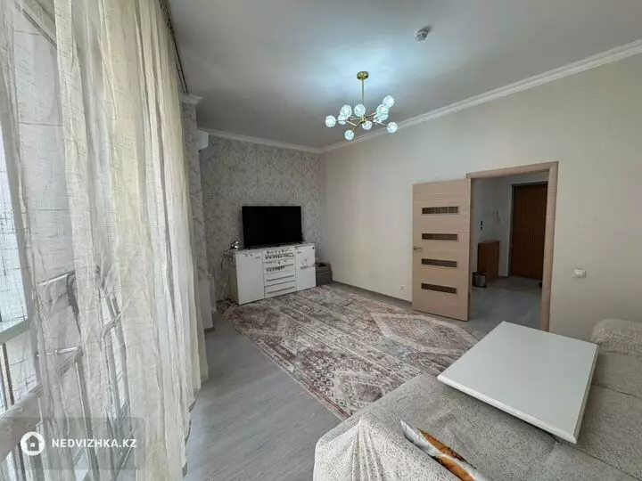 2-комнатная квартира, этаж 12 из 20, 72 м², фотография 4