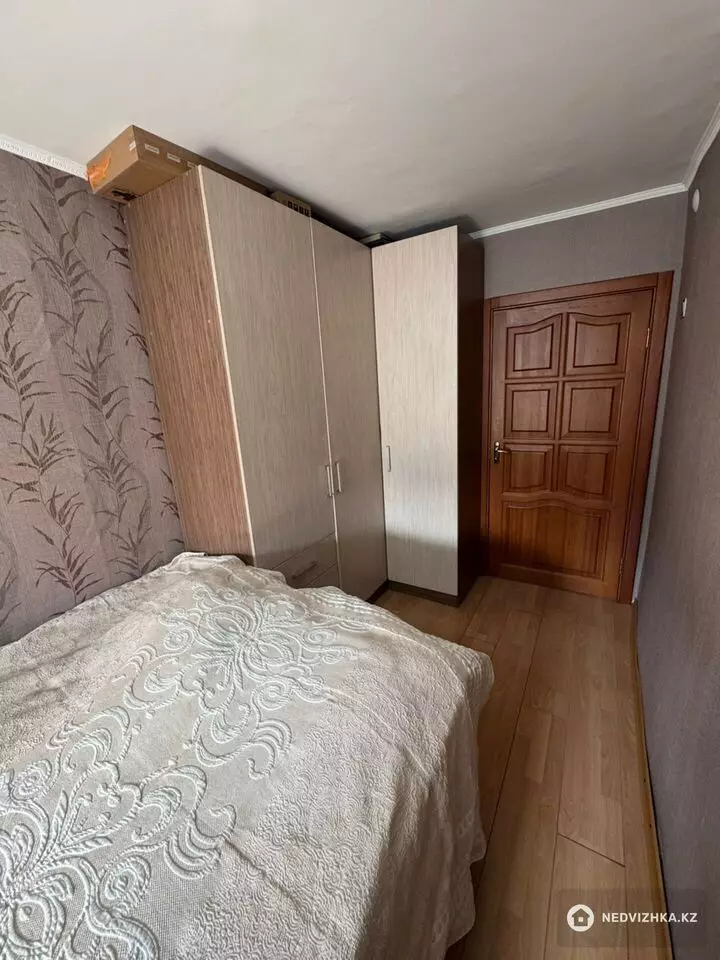 3-комнатная квартира, этаж 2 из 4, 55 м², фотография 5