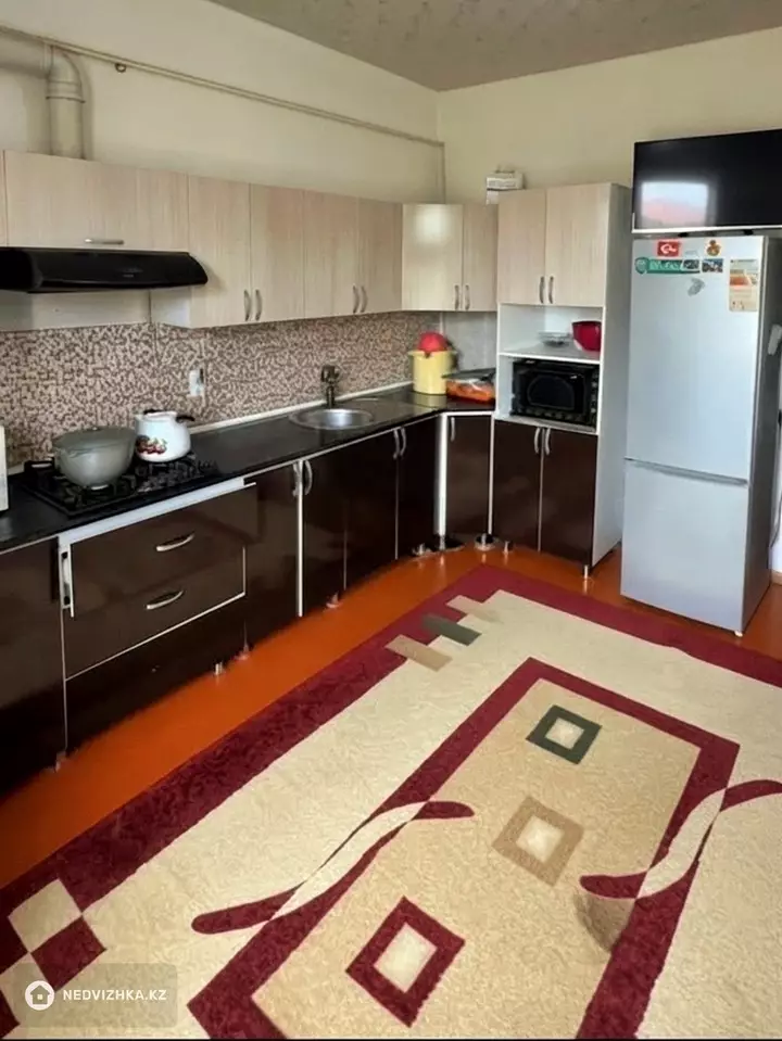 5-комнатный дом, 10 соток, 202 м², 5-фотосурет