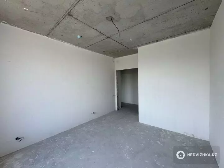 1-комнатная квартира, этаж 4 из 6, 43 м², фотография 2