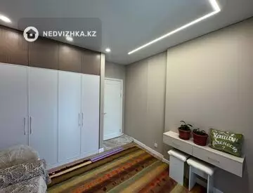 3-комнатная квартира, этаж 9 из 16, 100 м², миниатюра 12
