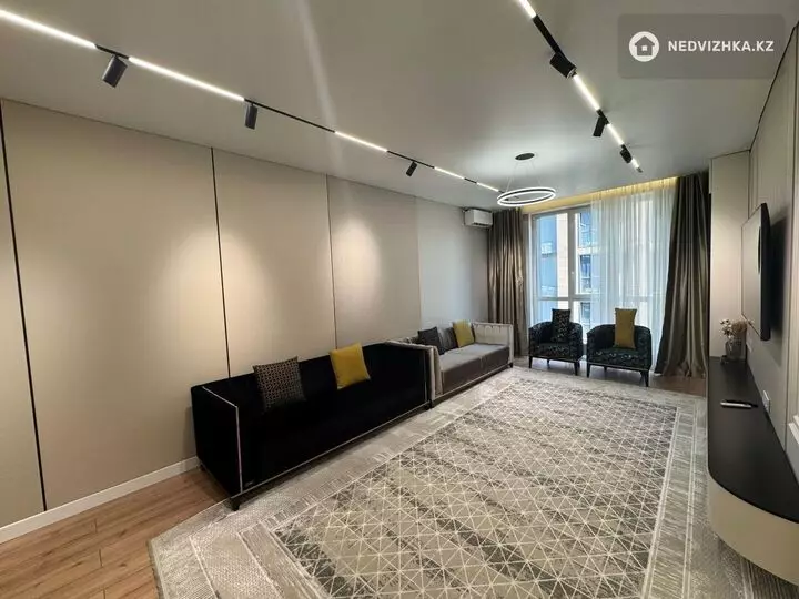 3-комнатная квартира, этаж 9 из 16, 100 м², фотография 3