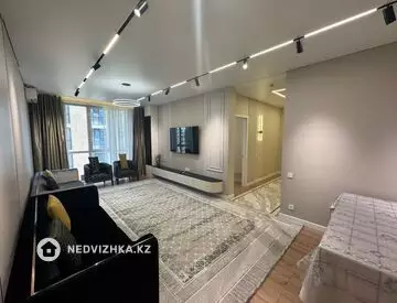 3-комнатная квартира, этаж 9 из 16, 100 м², миниатюра 2