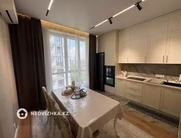3-комнатная квартира, этаж 9 из 16, 100 м², миниатюра 8