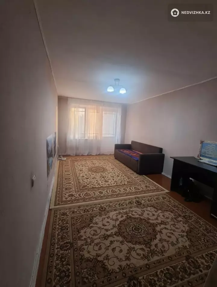 2-комнатная квартира, этаж 4 из 5, 50 м², фотография 2