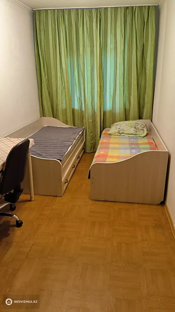 3-комнатная квартира, этаж 2 из 4, 65 м², На длительный срок, фотография 2