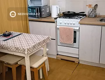 3-бөлмелі пәтер, қабат 2 барлық қабат саны 4, 65 м², На длительный срок, 4-нобай
