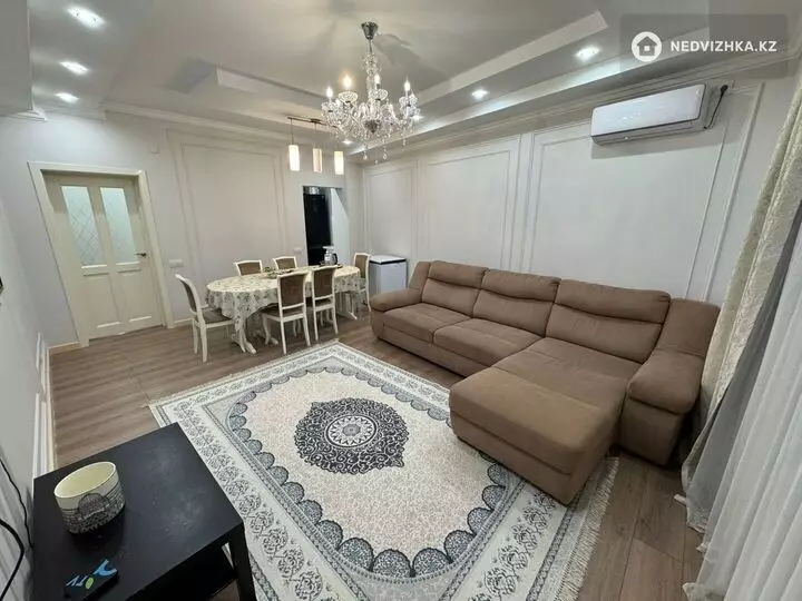 3-комнатная квартира, этаж 17 из 18, 100 м², фотография 2