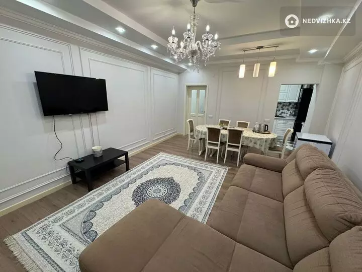 3-комнатная квартира, этаж 17 из 18, 100 м²