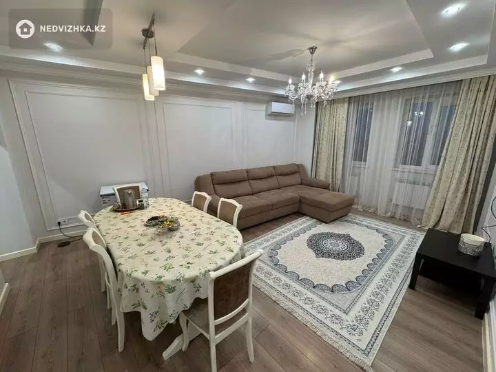 3-комнатная квартира, этаж 17 из 18, 100 м², фотография 4
