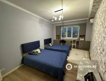 3-бөлмелі пәтер, қабат 17 барлық қабат саны 18, 100 м², 8-нобай