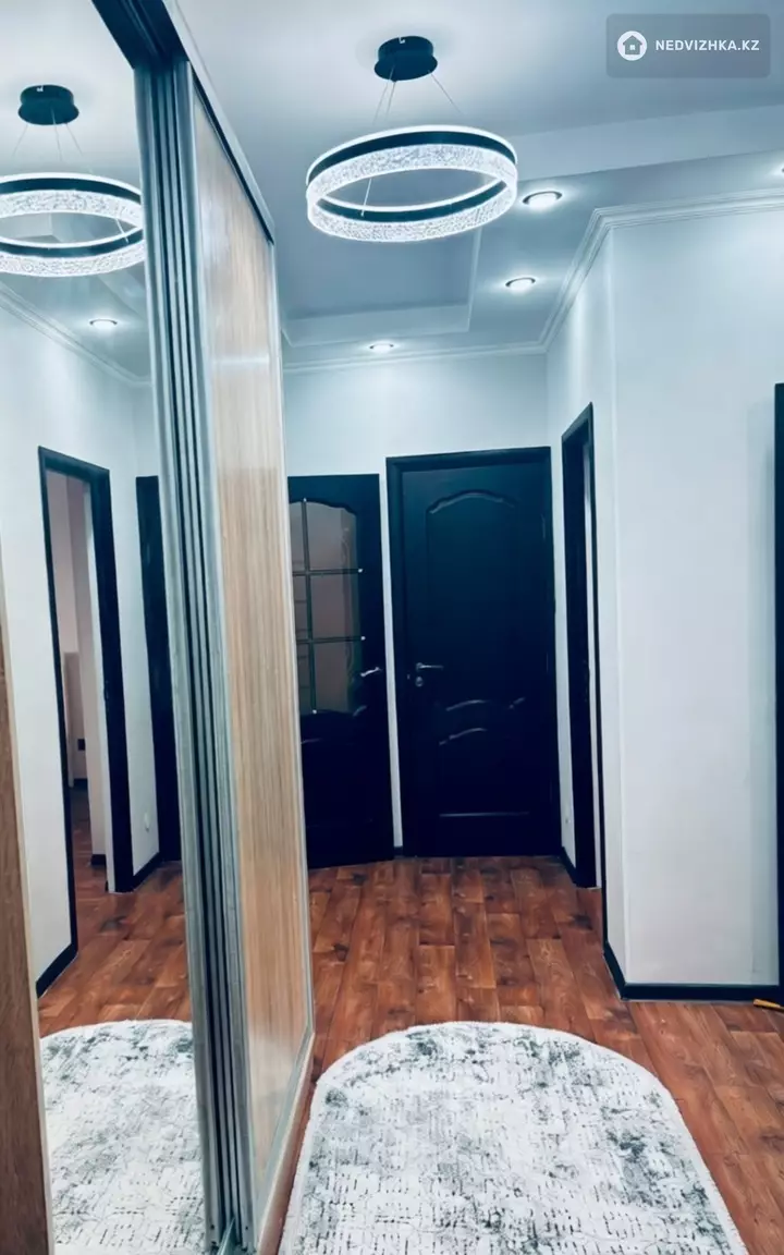 2-комнатная квартира, этаж 4 из 4, 68 м²