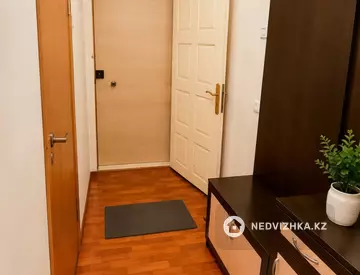 2-комнатная квартира, этаж 4 из 5, 45 м²