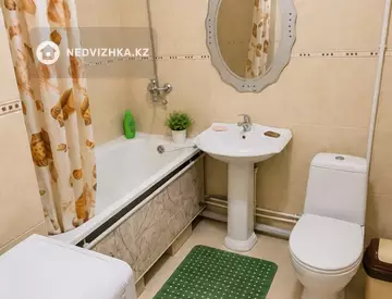 2-комнатная квартира, этаж 4 из 5, 45 м², миниатюра 6