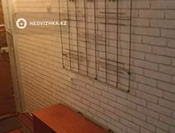 2-комнатная квартира, этаж 4 из 5, 48 м²
