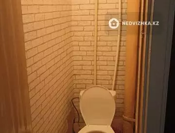 2-комнатная квартира, этаж 4 из 5, 48 м²