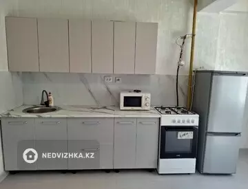 2-комнатная квартира, этаж 2 из 10, 51 м², миниатюра 8