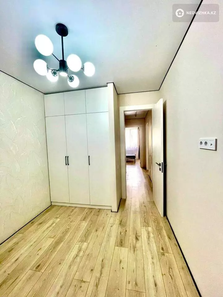 3-комнатная квартира, этаж 9 из 10, 60 м², фотография 3