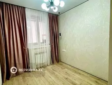 3-комнатная квартира, этаж 9 из 10, 60 м², миниатюра 7