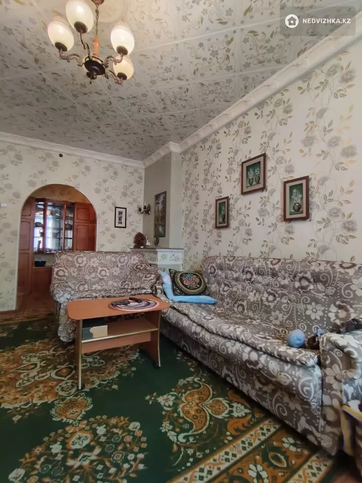 3-комнатная квартира, этаж 3 из 4, 80 м², фотография 5