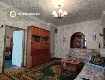 3-бөлмелі пәтер, қабат 3 барлық қабат саны 4, 80 м², 2-нобай
