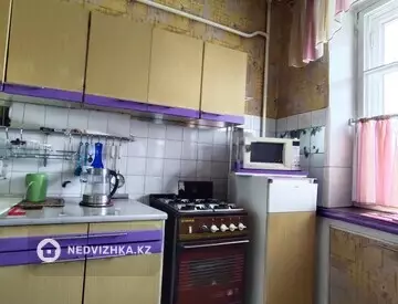 3-бөлмелі пәтер, қабат 3 барлық қабат саны 4, 80 м², 8-нобай