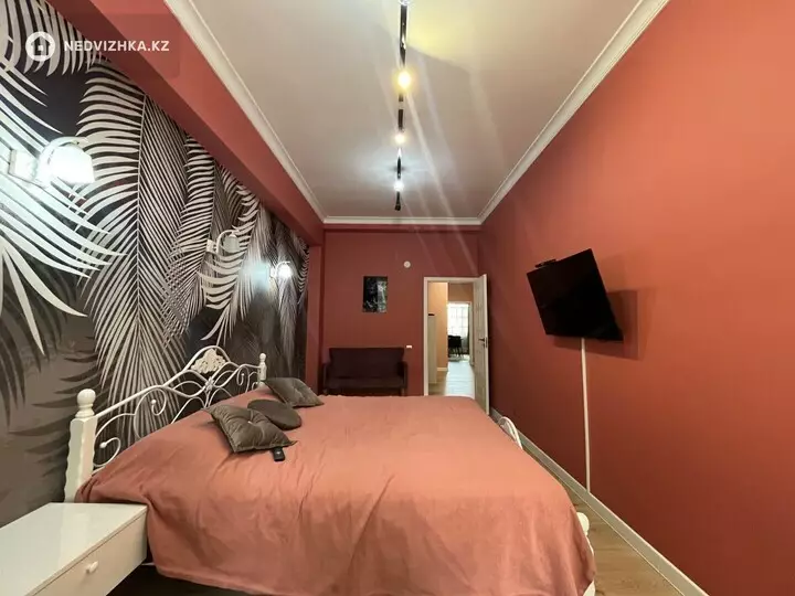 2-комнатная квартира, этаж 1 из 6, 71 м²