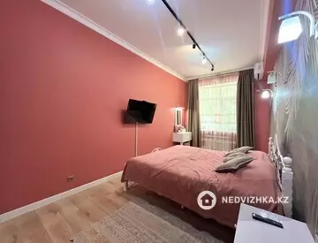 2-комнатная квартира, этаж 1 из 6, 71 м², миниатюра 2