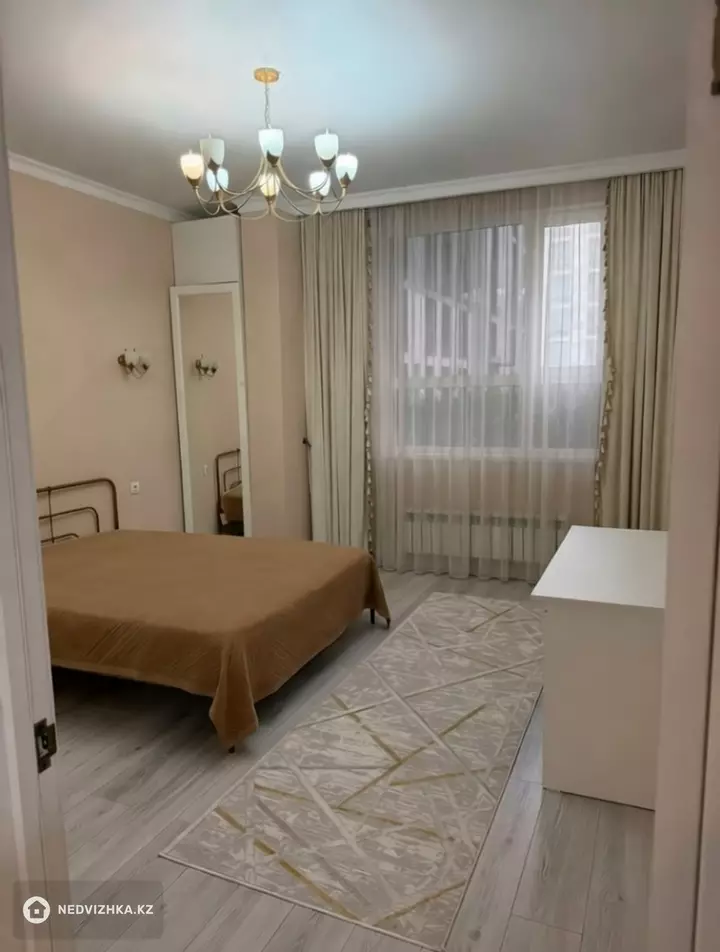 2-комнатная квартира, этаж 1 из 10, 57 м², На длительный срок, фотография 2