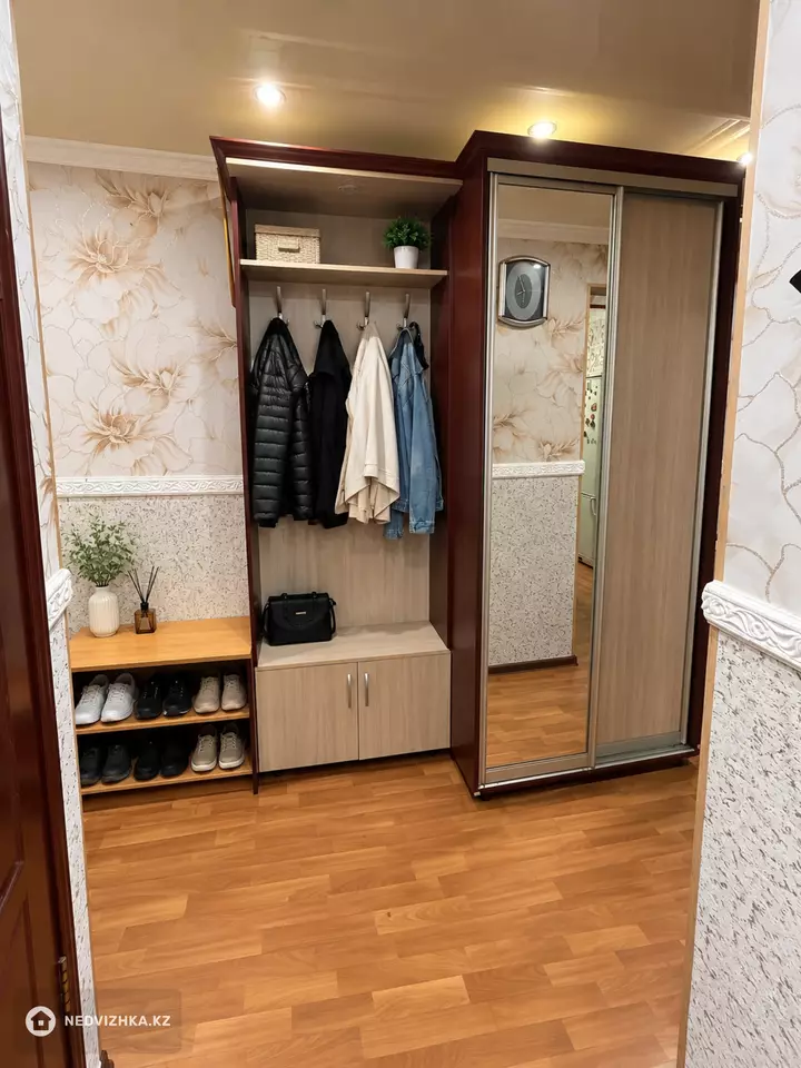 3-комнатная квартира, этаж 5 из 5, 60 м²