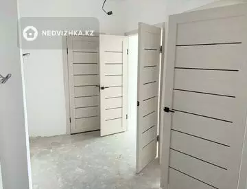 1-комнатная квартира, этаж 1 из 5, 40 м², миниатюра 3