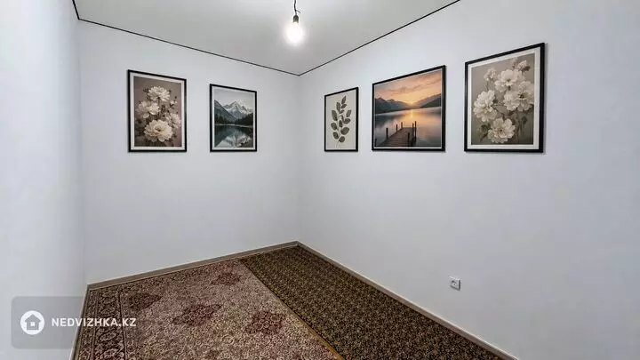 2-комнатная квартира, этаж 3 из 13, 48 м², фотография 3