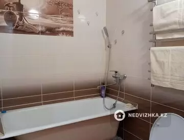 2-комнатная квартира, этаж 2 из 4, 53 м², На длительный срок