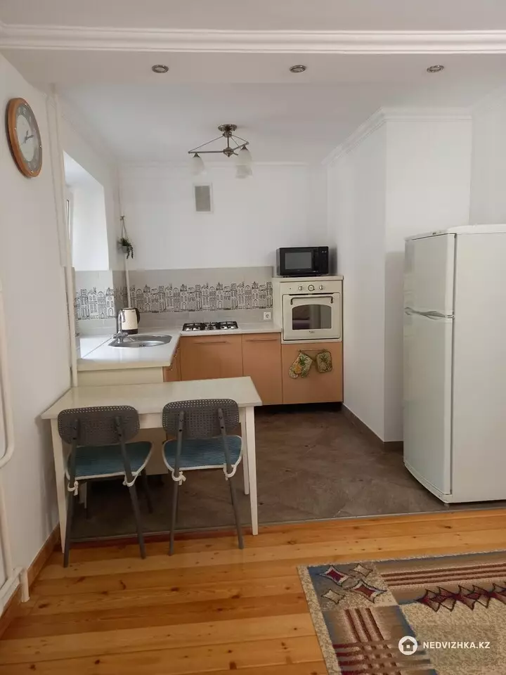 2-бөлмелі пәтер, қабат 2 барлық қабат саны 4, 53 м², На длительный срок, 3-фотосурет