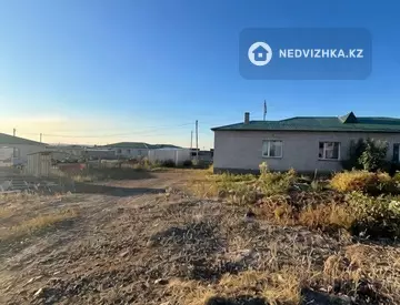 3-комнатная часть дома, 0.1 соток, 81 м²