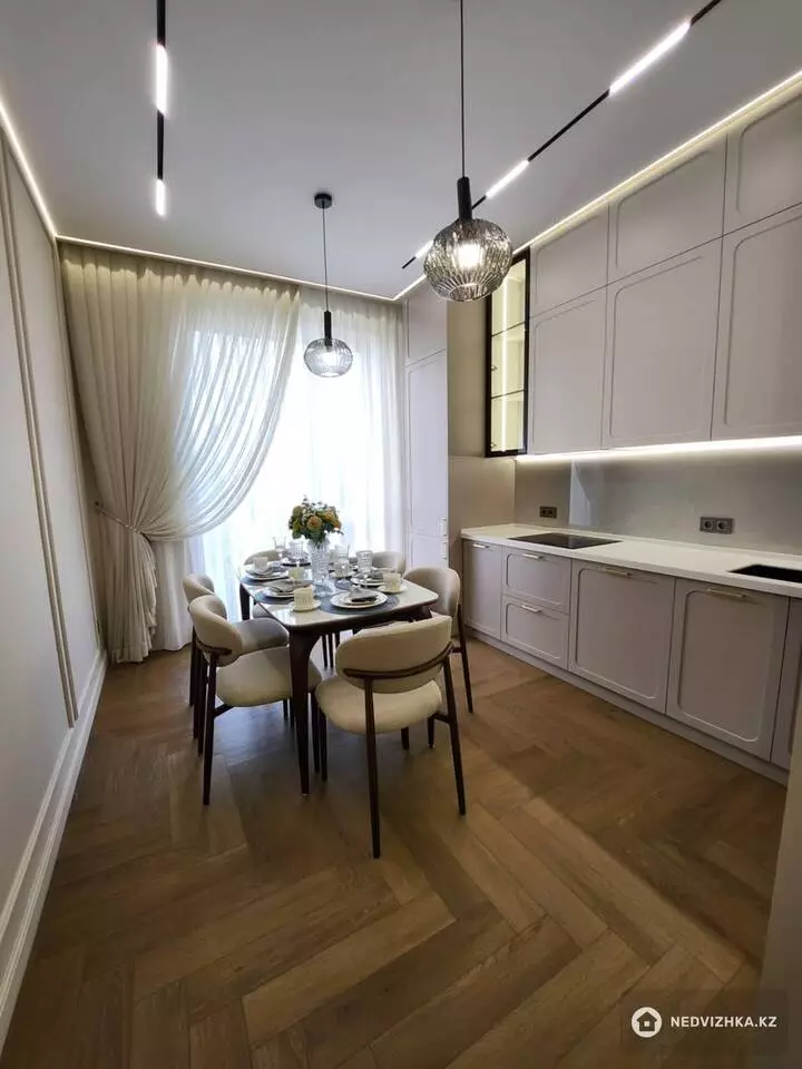 3-комнатная квартира, этаж 6 из 9, 95 м², фотография 4
