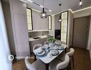 3-комнатная квартира, этаж 6 из 9, 95 м², миниатюра 1