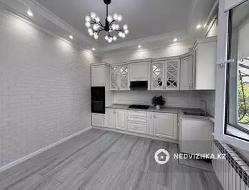 6-комнатный дом, 6 соток, 285 м², миниатюра 4