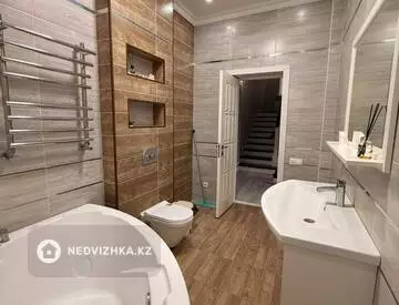 6-комнатный дом, 6 соток, 285 м², миниатюра 6