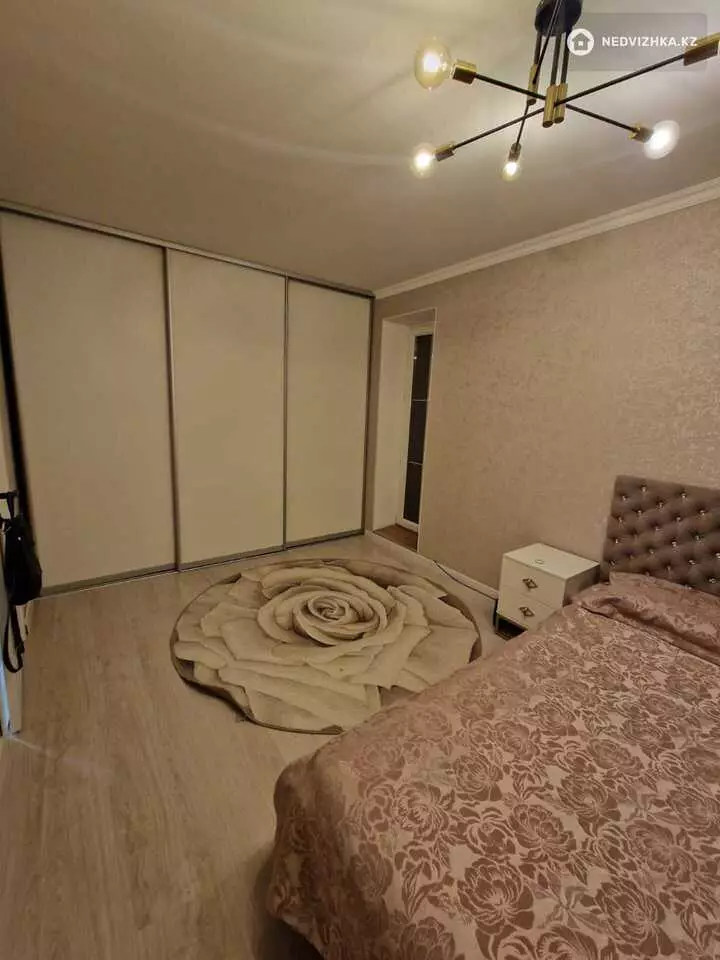 4-комнатная квартира, этаж 5 из 9, 95 м², фотография 5