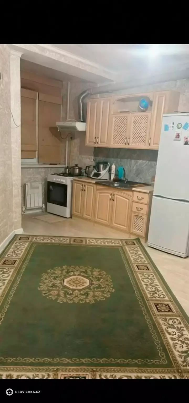 1-комнатная квартира, этаж 8 из 9, 43 м², фотография 3